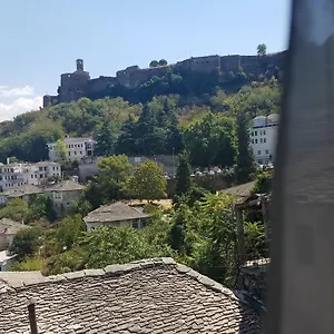 Lori's Traditional House , Gjirokastër Albanie